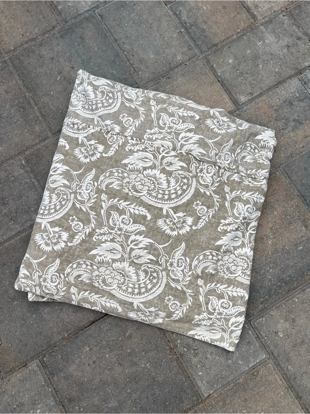 Pottery Barn Retired Alessandra Scroll Linen Full Queen Duvet Cover Taupe/Gray
